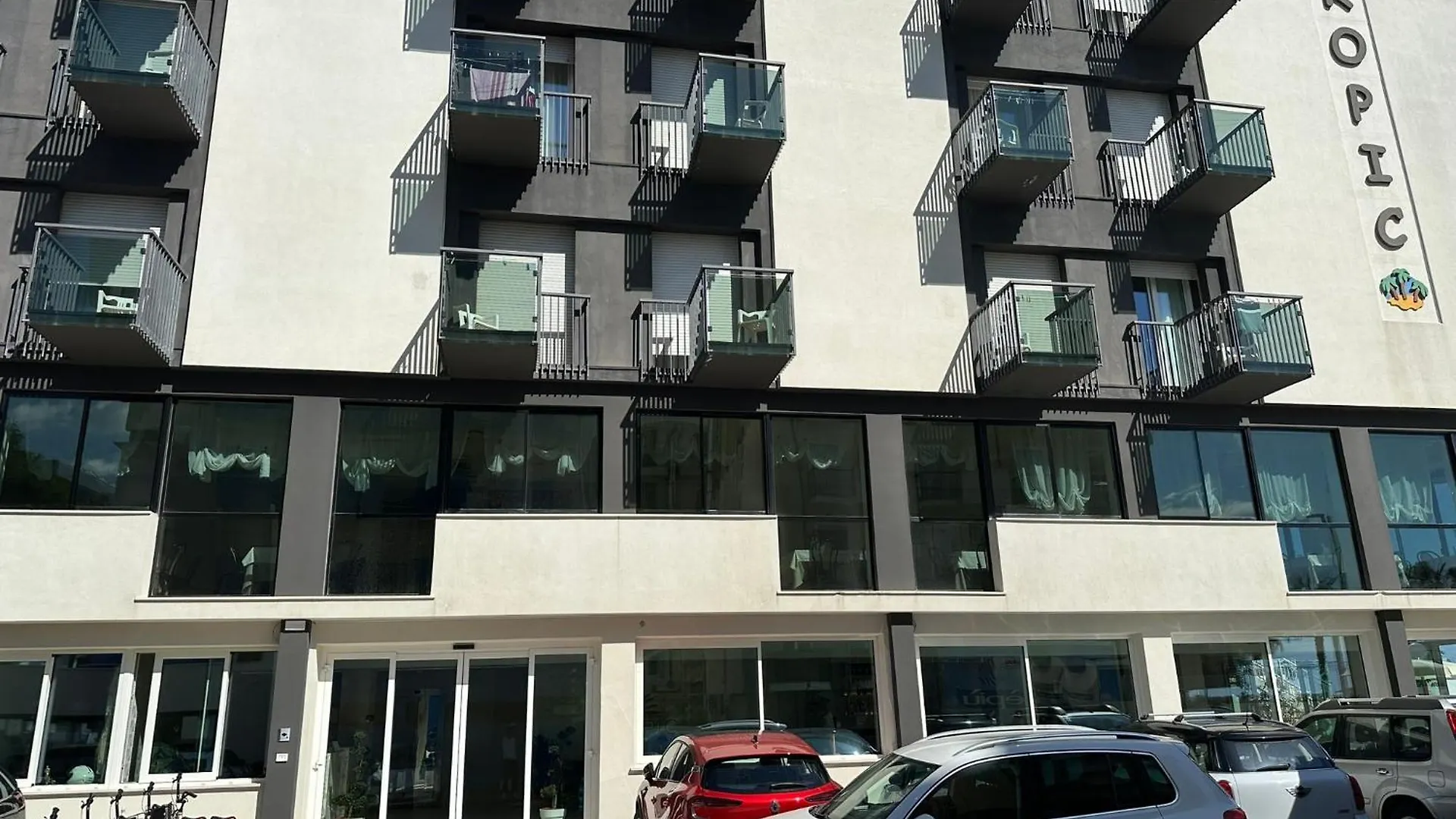 Hotel Tropic - Fronte Mare Riccione Italy