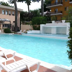 Milano Helvetia - In Centro Con Piscina *** Riccione